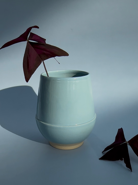 Lyseblå vase