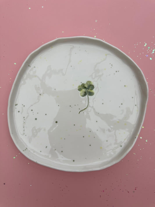 Porcelænsfad med aftryk fra 6-kløver #14