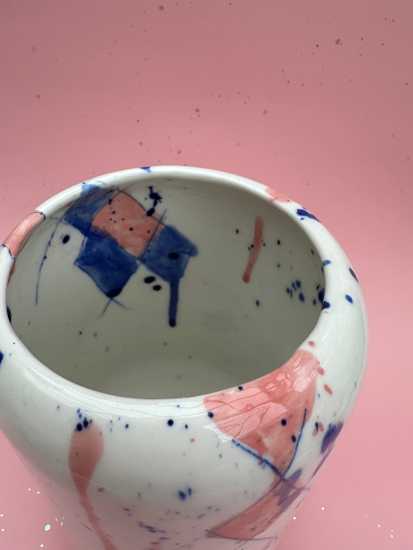 Stor vase med harlekinsplash