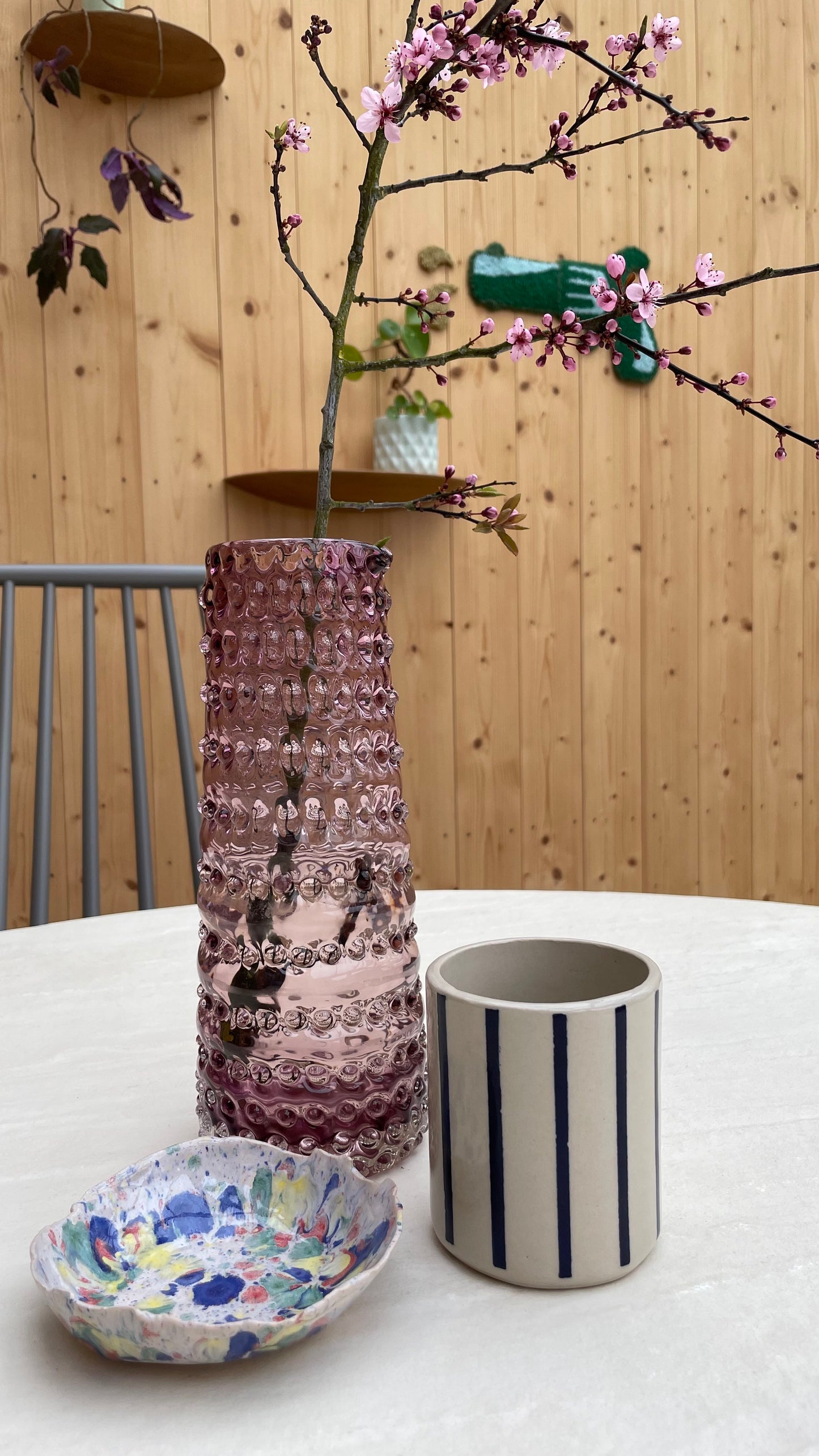 Blåstribet vase